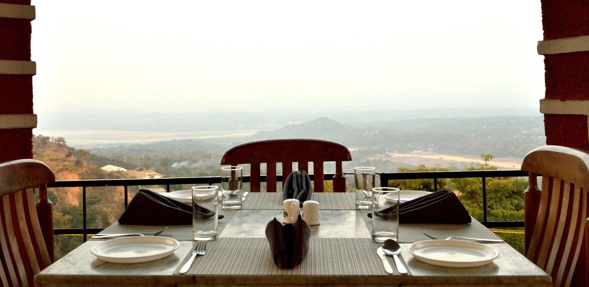 Dee Jay Resort Dhaliara Buitenkant foto